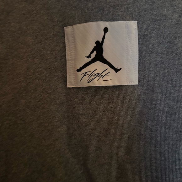 Men’s Nike Air Jordan Flight Est 1985 Fleece Pullover Hoodie - Picture 3 of 5